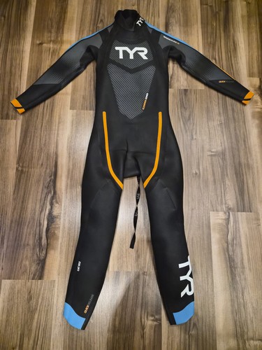 Tyr hurricane cat - tyr,